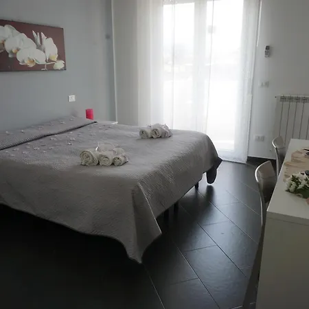 Centro فندق مبيت وإفطار