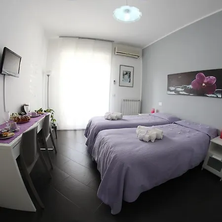 Centro فندق مبيت وإفطار