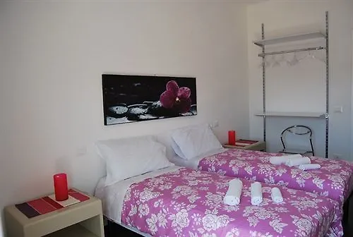 Centro Bed and Breakfast 3*