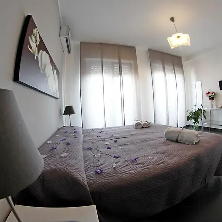 Oda ve Kahvaltı Centro 3*