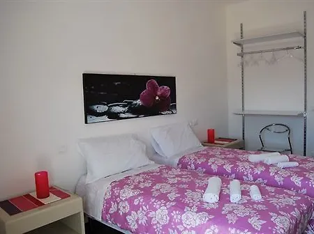 Centro Bed & Breakfast 3*